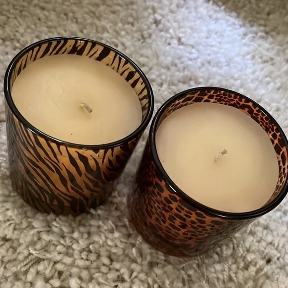 2 Animal Print Glass Candles - Picture 4 of 11